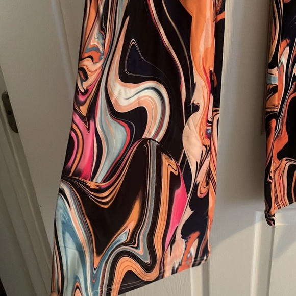 No boundaries groovy 60s 70s styled flare bell bottom pants. Juniors. - Picture 3 of 5